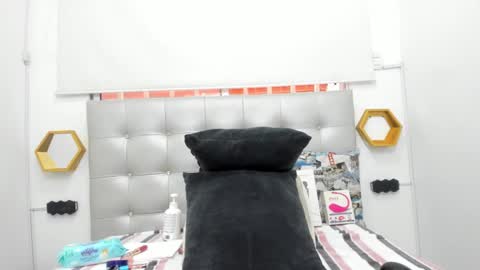 scarlett_fox20 online show from January 3, 12:19 pm