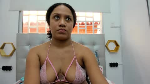 scarlett_fox20 online show from January 5, 6:24 pm