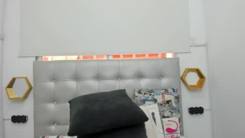 scarlett_fox20 online show from January 12, 12:23 pm