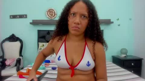 scarlett_fox20 online show from June 14, 1:02 pm