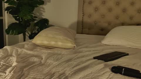 Scarlett Grand online show from October 28, 5:00 am