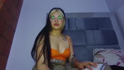 scarlett_johhns online show from October 2, 11:12 pm
