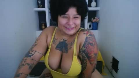 scarlett online show from December 9, 1:55 pm