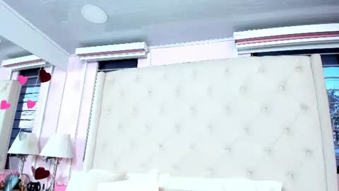 Snapshot of scarlett_leblanc_ chatting on July 10, 11:46 am scarlett_leblanc_ online show from July 10, 11:46 am