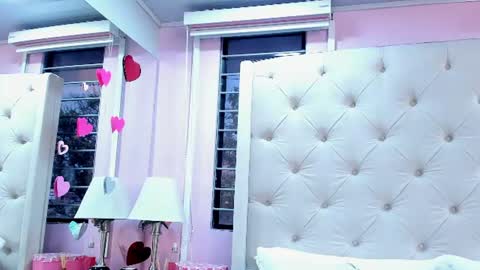 Snapshot of scarlett_leblanc_ chatting on July 14, 11:49 am scarlett_leblanc_ online show from July 14, 11:49 am
