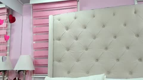 Snapshot of scarlett_leblanc_ chatting on July 25, 12:14 pm scarlett_leblanc_ online show from July 25, 12:14 pm