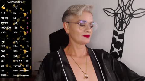 Snapshot of scarlett_paris chatting on January 12, 11:36 pm Scarlett online show from January 12, 11:36 pm