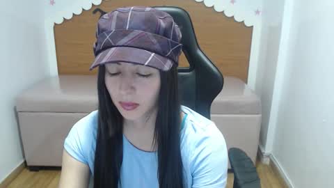 scarlett_percy_t online show from November 10, 7:35 pm