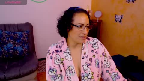 Snapshot of scarlett_sax chatting on December 12, 1:21 am Scarlett sax online show from December 12, 1:21 am