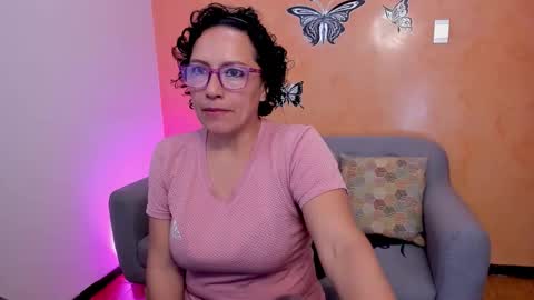 Snapshot of scarlett_sax chatting on March 17, 7:06 pm Scarlett sax online show from March 17, 7:06 pm