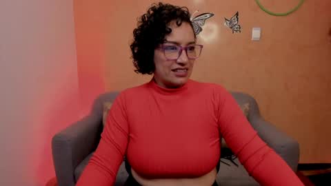 Snapshot of scarlett_sax chatting on March 27, 10:20 pm Scarlett sax online show from March 27, 10:20 pm