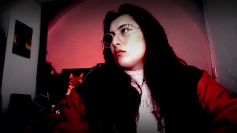 Snapshot of scarlett_sen chatting on January 14, 5:51 pm Mistress Scarlett online show from January 14, 5:51 pm