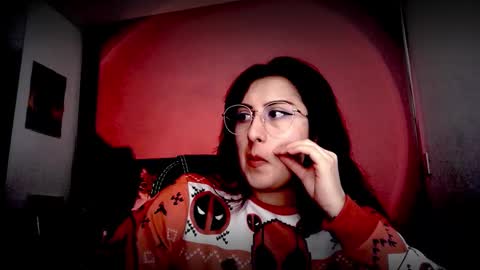 Snapshot of scarlett_sen chatting on January 15, 3:38 pm Mistress Scarlett online show from January 15, 3:38 pm