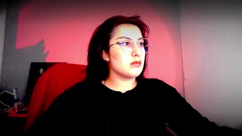 Snapshot of scarlett_sen chatting on February 17, 1:07 pm Mistress Scarlett online show from February 17, 1:07 pm