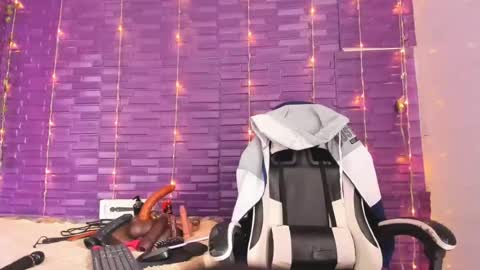 Snapshot of scarlett_sex_rs chatting on June 12, 1:43 pm Scarlett online show from June 12, 1:43 pm
