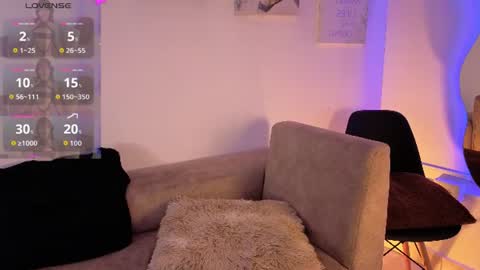 Scarlett   online show from July 13, 1:47 pm