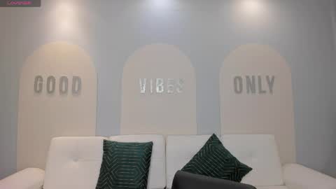 Sacrlett Blaze online show from March 28, 12:05 pm