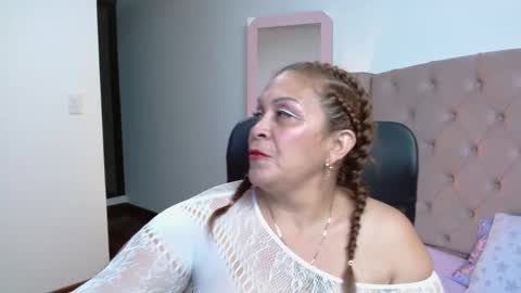 Snapshot of scarlettbooty chatting on March 9, 3:43 am scarlettbooty online show from March 9, 3:43 am