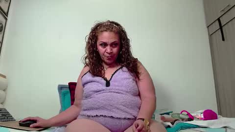 scarlettbooty online show from November 14, 4:11 am