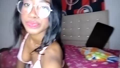 scarlettdivine505499 online show from July 22, 1:41 am