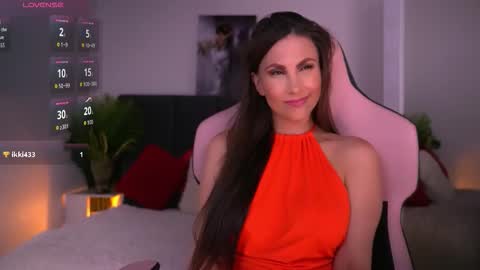 scarletthalls online show from February 8, 2:59 am