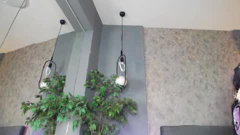 scarlettjakobs online show from March 22, 6:28 am