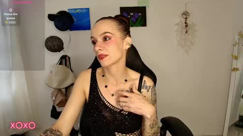 Scarlett online show from April 28, 10:15 pm