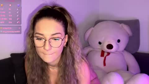 Snapshot of scarlettsmithz chatting on November 17, 8:14 pm ScarlettSmithz online show from November 17, 8:14 pm