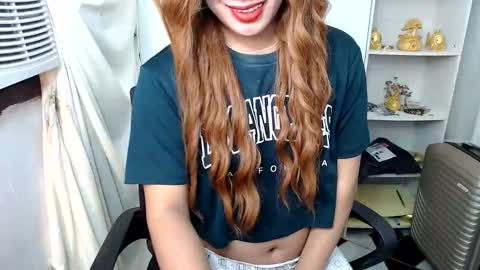 Queen Scarlet online show from January 7, 10:54 am