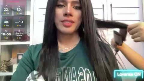 Snapshot of scarletxxxxxx chatting on July 27, 3:57 am Scarlet i only show all of me in pvt online show from July 27, 3:57 am