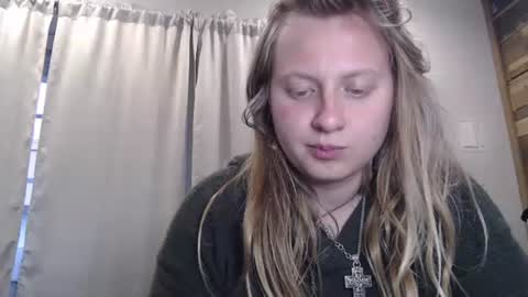 Snapshot of scartit chatting on February 18, 11:11 pm ScarTit Bernhard online show from February 18, 11:11 pm