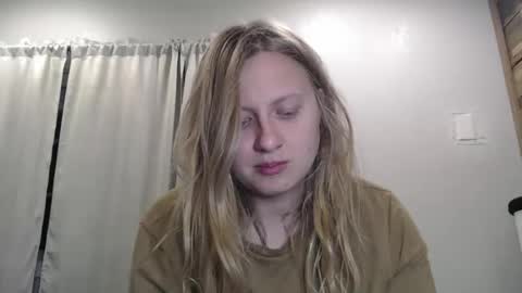 Snapshot of scartit chatting on February 20, 3:14 am ScarTit Bernhard online show from February 20, 3:14 am