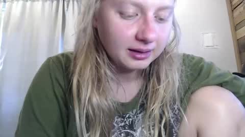 Snapshot of scartit chatting on March 7, 5:43 pm ScarTit Bernhard online show from March 7, 5:43 pm