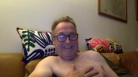 Snapshot of scbiggersballs chatting on July 20, 12:36 am scbiggersballs online show from July 20, 12:36 am