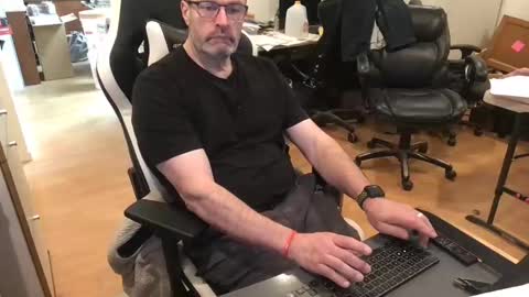 schief6218 online show from March 27, 1:00 pm