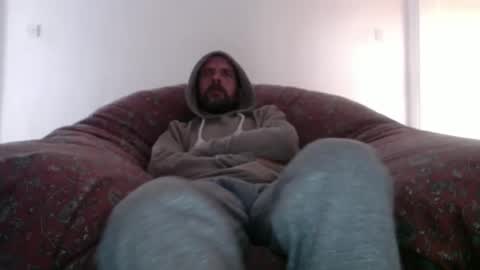 Snapshot of schmoose chatting on December 3, 10:06 am schmoose online show from December 3, 10:06 am