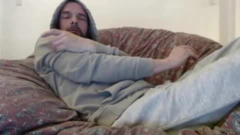 Snapshot of schmoose chatting on January 5, 9:03 pm schmoose online show from January 5, 9:03 pm