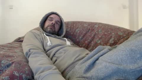 Snapshot of schmoose chatting on January 7, 6:14 pm schmoose online show from January 7, 6:14 pm