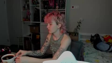 Snapshot of school_love chatting on November 20, 7:19 am Rina online show from November 20, 7:19 am