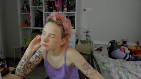 Snapshot of school_love chatting on November 23, 7:08 am Rina online show from November 23, 7:08 am