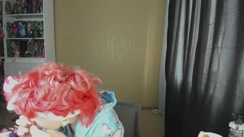 Snapshot of school_love chatting on April 19, 7:07 am Rina online show from April 19, 7:07 am