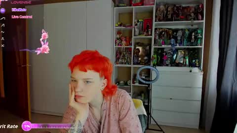 Snapshot of school_love chatting on June 1, 8:16 am Rina online show from June 1, 8:16 am