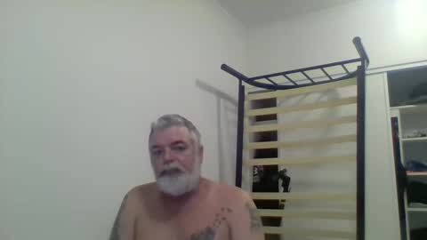 Snapshot of schooner73 chatting on January 28, 9:08 pm Schooner73 online show from January 28, 9:08 pm