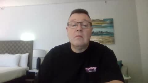 Scoobs online show from April 26, 1:42 pm