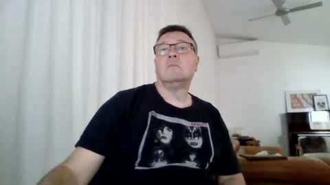 Scoobs online show from July 26, 3:36 am