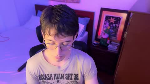 ScoobySnack online show from January 13, 2:28 am