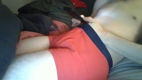 scott8925 online show from February 5, 9:29 pm