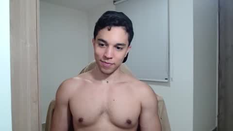 Twitter Scott brasher1 Instagram Camiloestuardo2 online show from January 30, 1:55 am