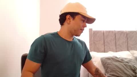 Twitter Scott brasher1 Instagram Camiloestuardo2 online show from October 12, 9:03 pm