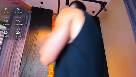 Snapshot of scottfischer_ chatting on November 14, 7:12 pm Scottfischer online show from November 14, 7:12 pm